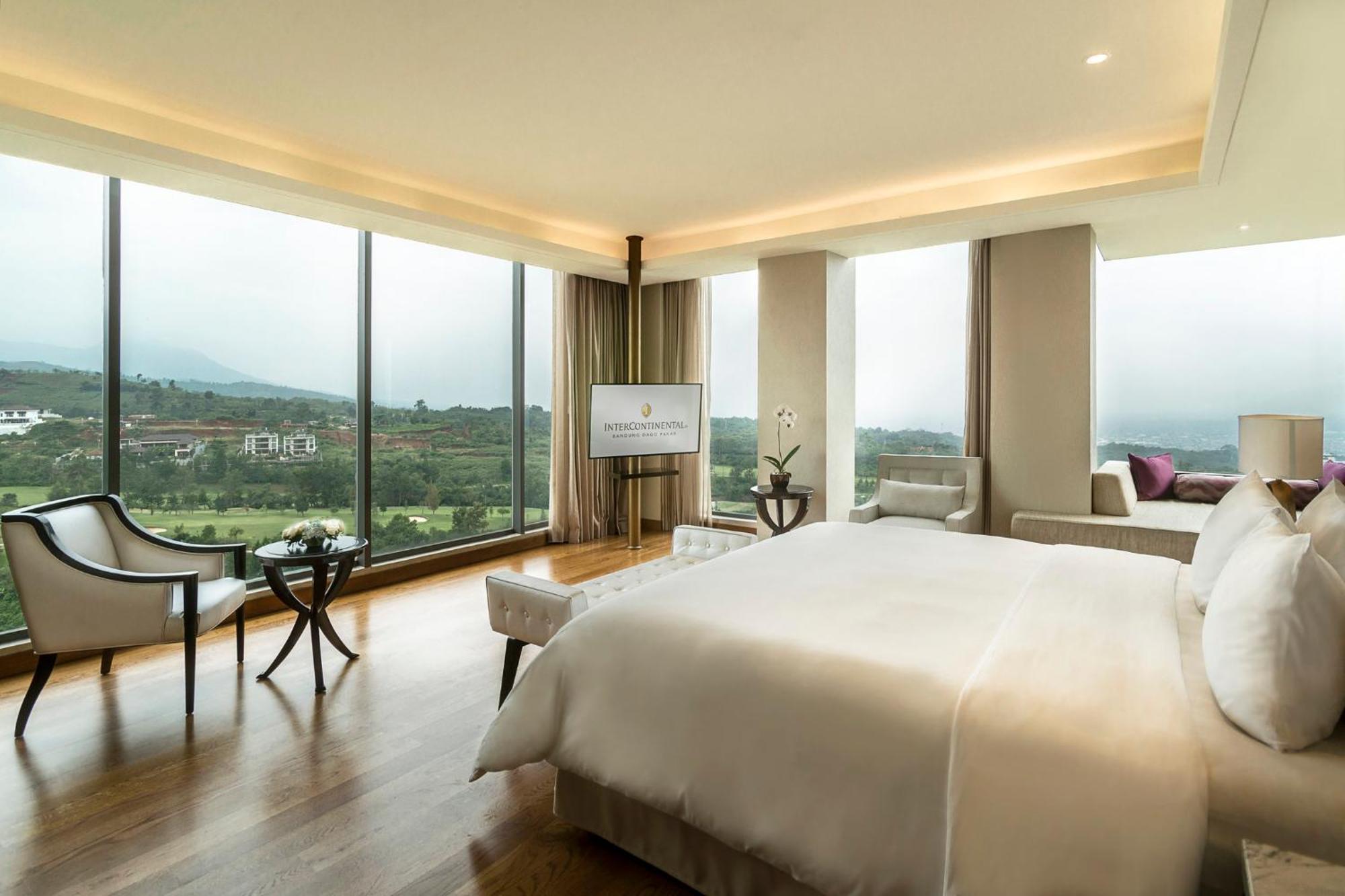 Hotel Intercontinental Bandung Dago Pakar By Ihg Bandung